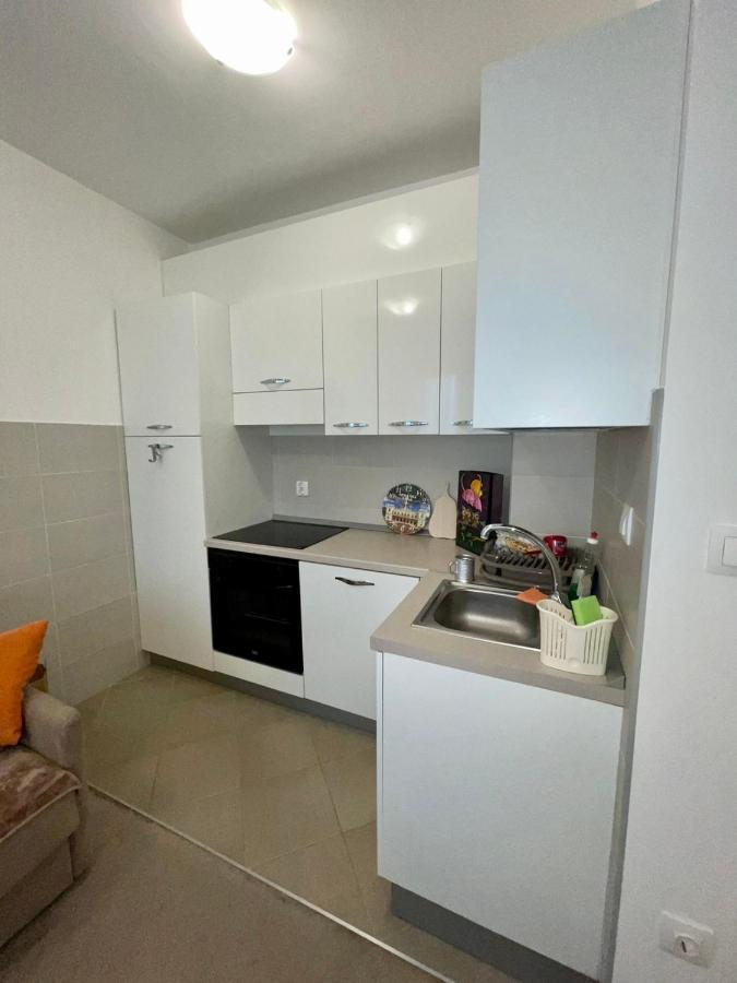Sladjawing2 Apartment ยาโกดินา ภายนอก รูปภาพ